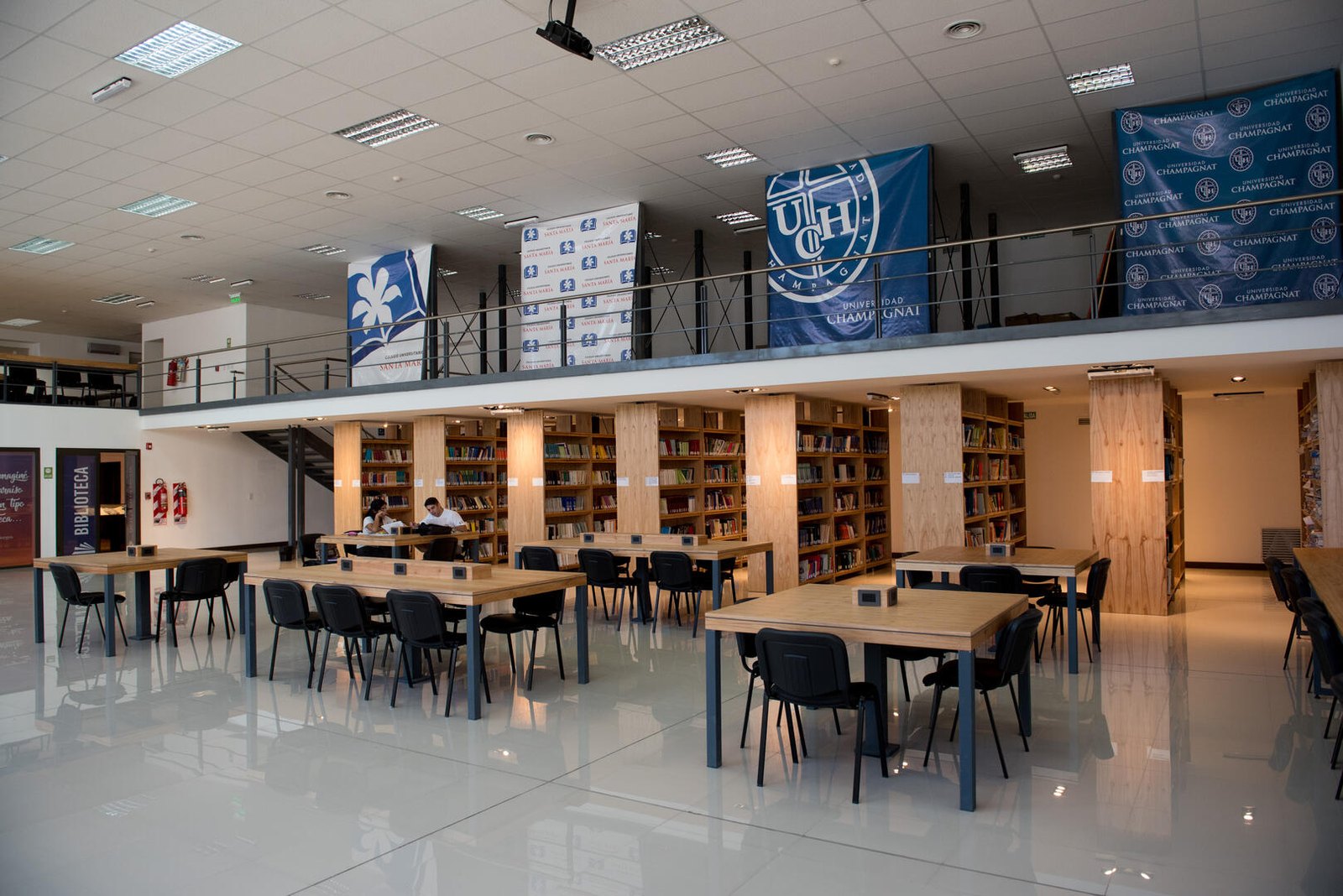 Sala de lectura de la biblioteca